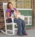 _IGP6741 amanda and plumpy on rocking chair